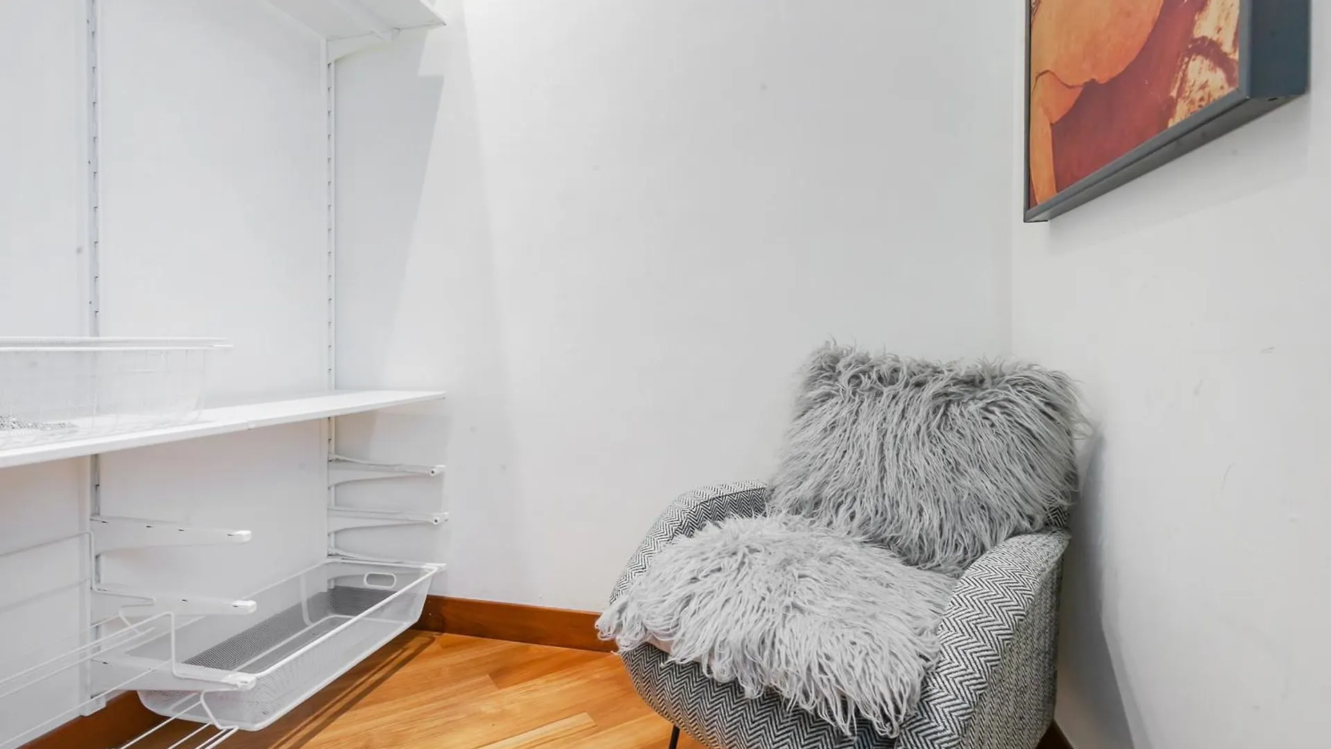 San Babila Luxury Suite - In The Heart Of Fashion Disctrict Milan 0*,  Italy