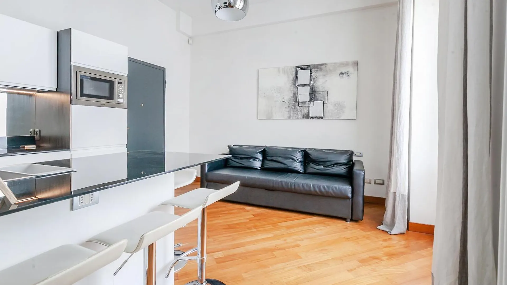San Babila Luxury Suite - In The Heart Of Fashion Disctrict Milan