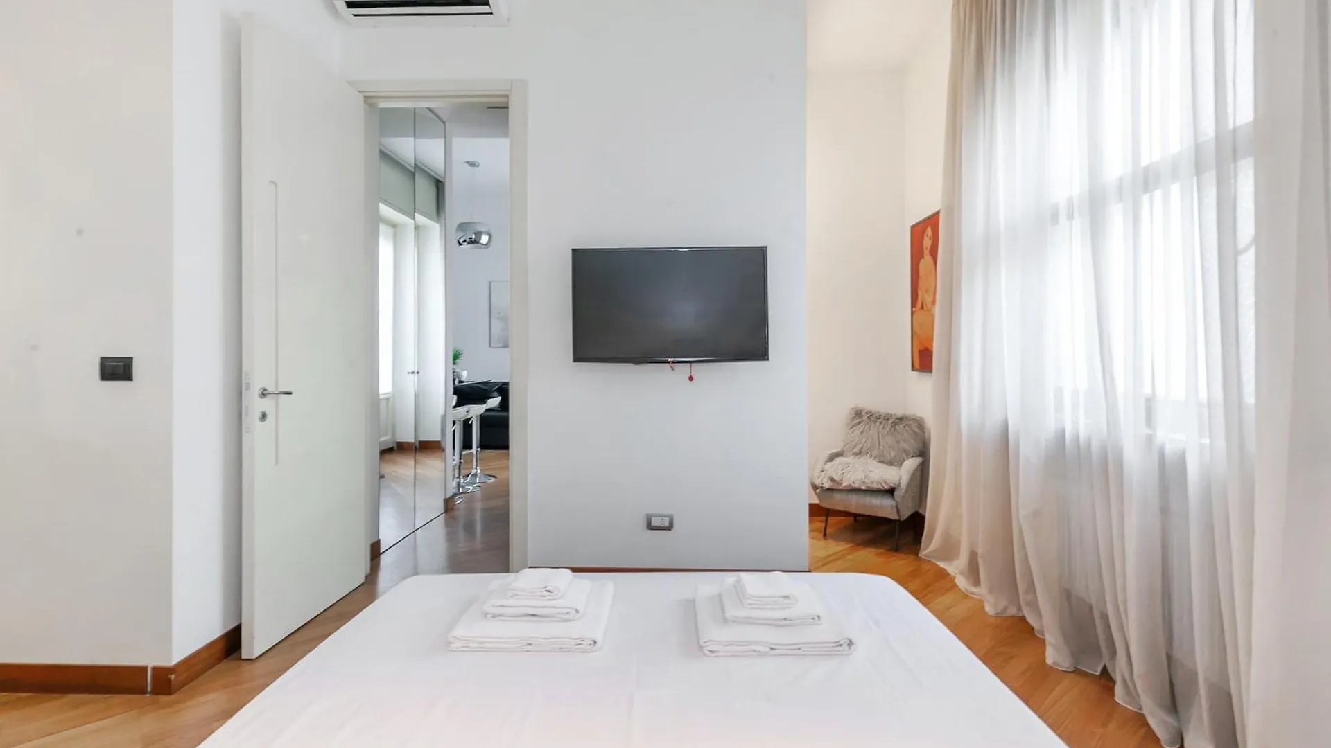 San Babila Luxury Suite - In The Heart Of Fashion Disctrict Milan